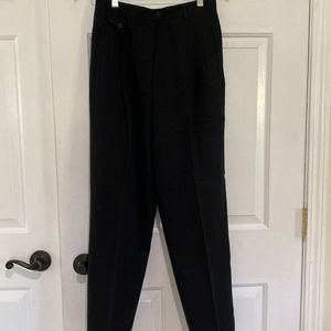 Fully lined dress pants. Beautiful fabric. Great fit and feel.